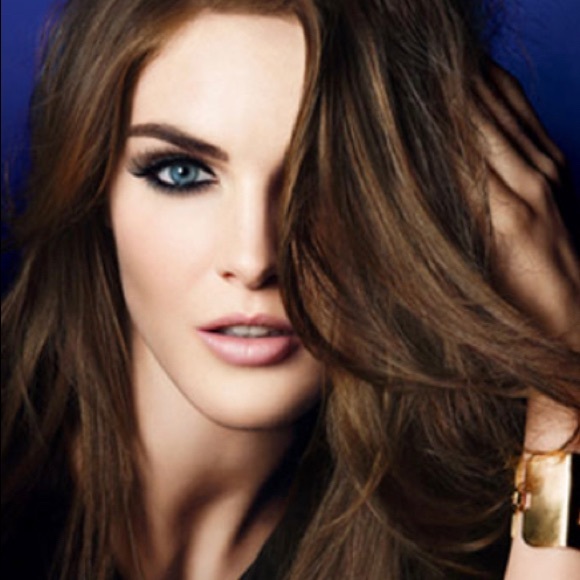 ESTEE LAUDER Sumptuous Extreme Lash Multiplying Volume Mascara EXTREME BLACK 01 - Picture 2 of 16